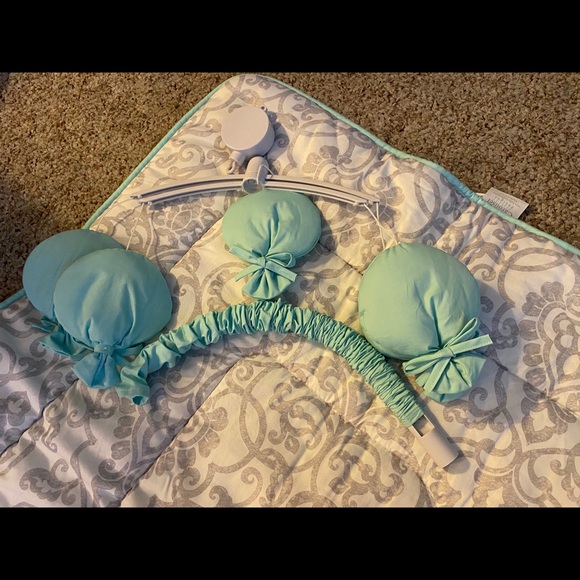 Carousel Designs Nursery Bedding Set - Picture 6 of 9